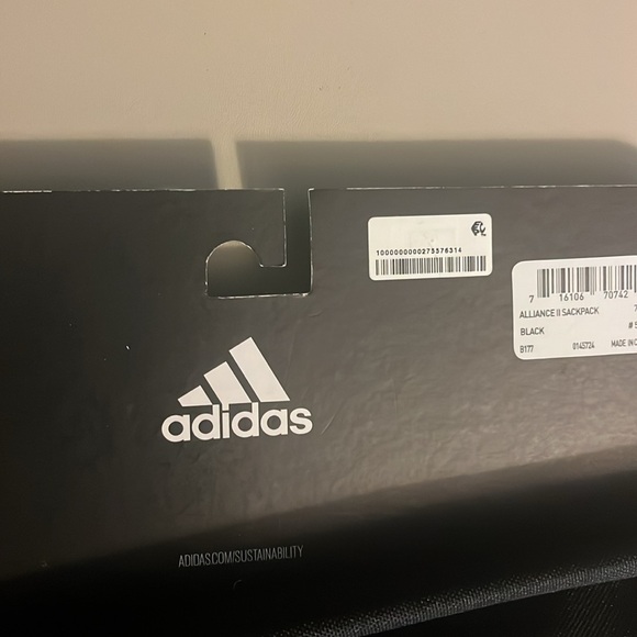 Adidas - Picture 2 of 3